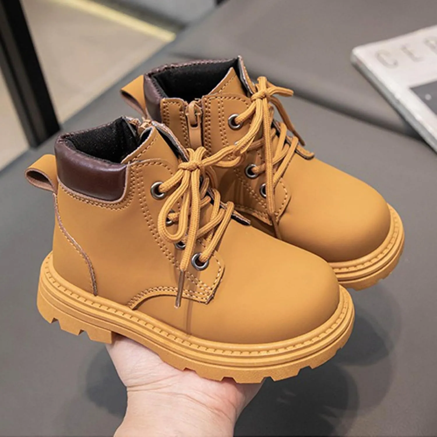 Boys Girls Hiking Boots Platform Lace Up Ankle Boots Soft Sole Combat Boots with Zip Anti-slip Riding Boots for Kids