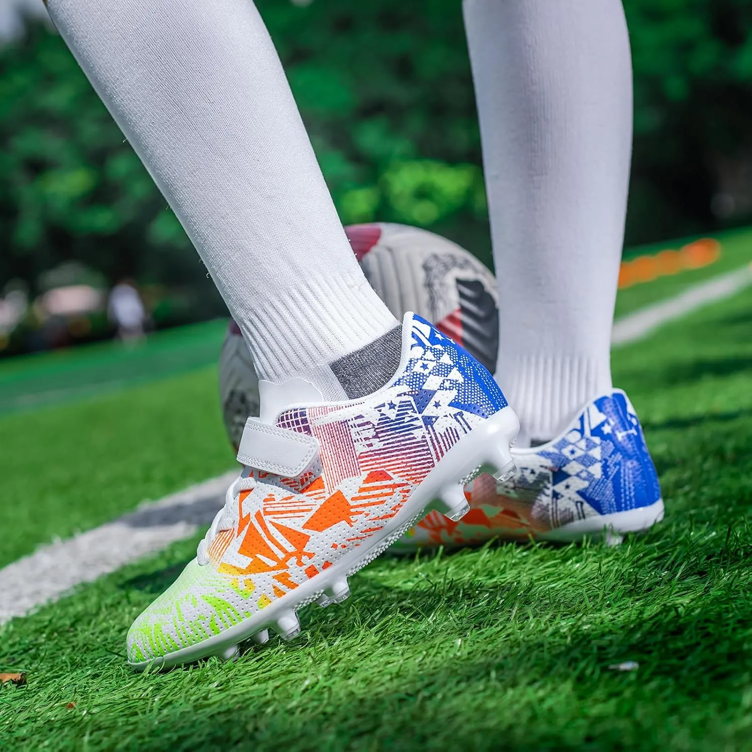 Boys Soccer Cleats for Kids Athletic Turf Shoes for Outdoor Training Easy to Wear Kids Soccer Shoes