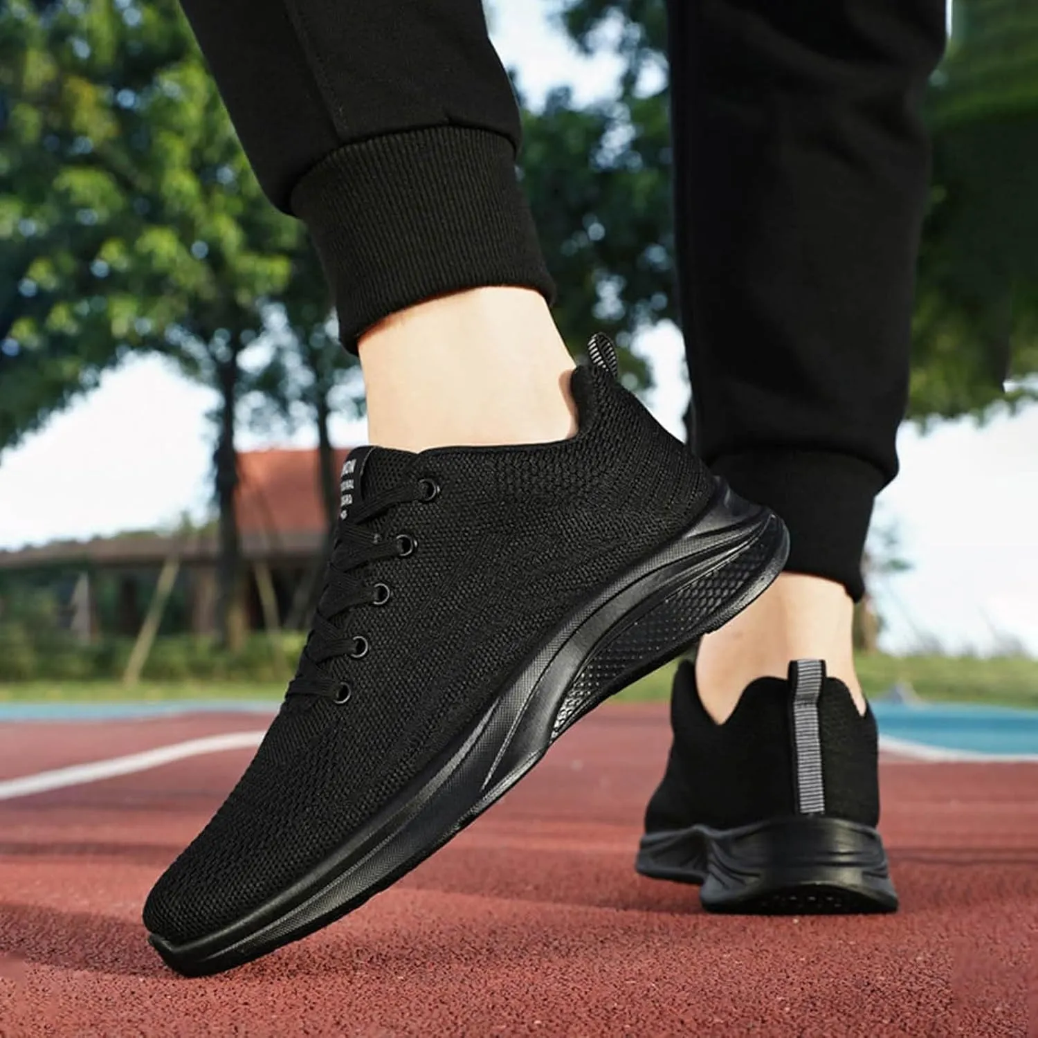 Men's City Streetwear Lace-Up Shoes Breathable Mesh Lightweight Fashionable Design with Elastic Lacing for All-Day Comfort in Walking & Casual Outings for Men
