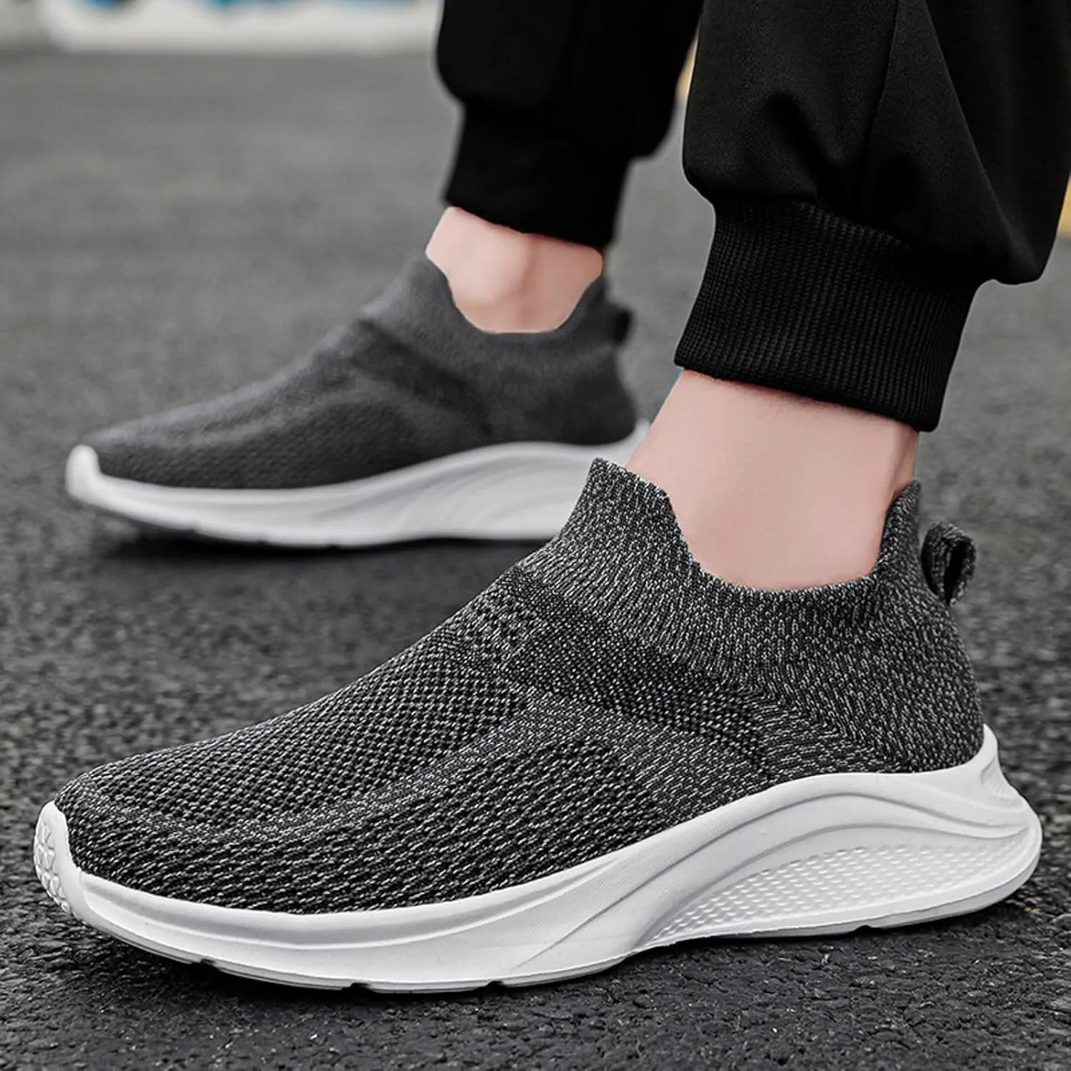 Men's City Streetwear Slip on Walking Shoes Breathable Mesh Lightweight Fashionable Design with Arch Support for All-Day Comfort Thick Sole in Walking & Casual Outings for Men