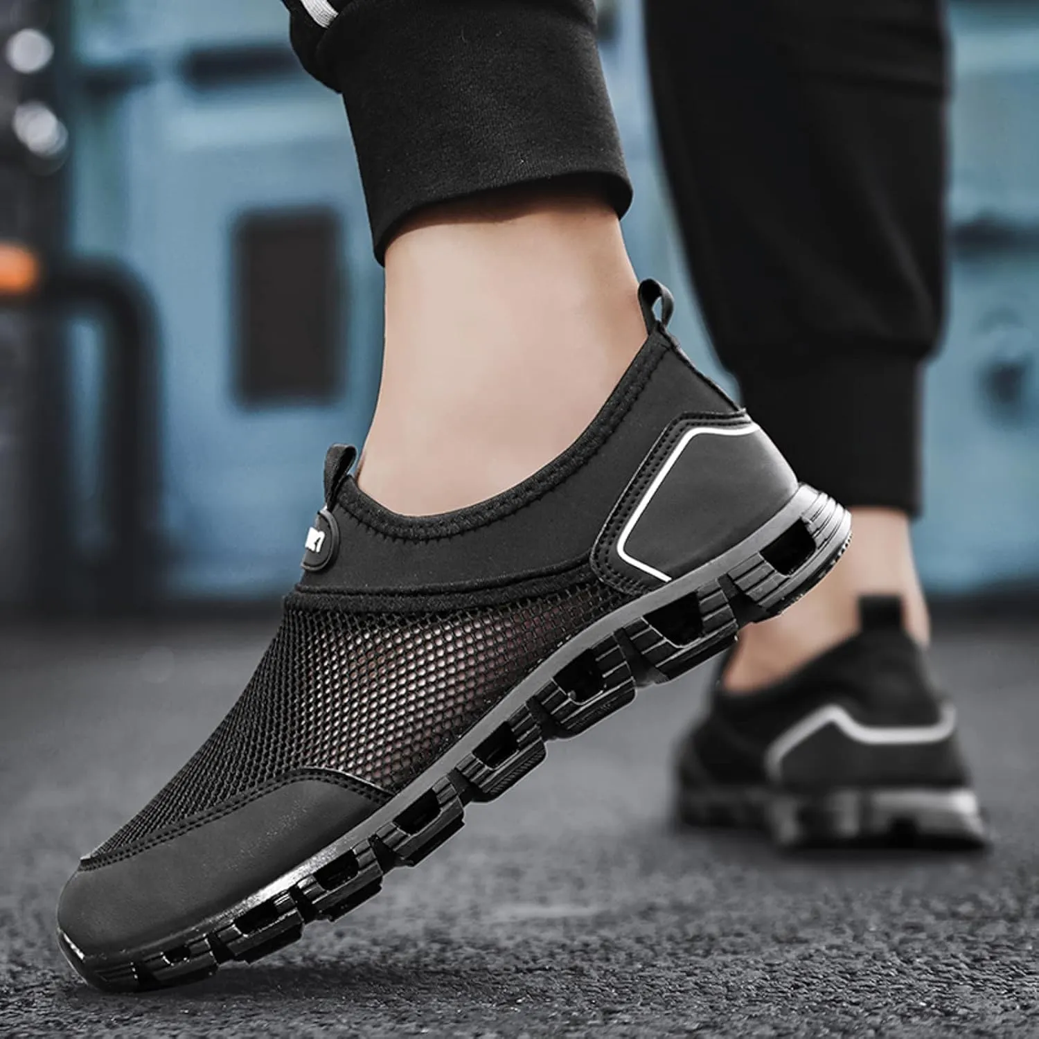 Men's Comfortable Canvas Shoes Comfortable Breathable Lightweight Tennis Shoe Hook and Loop Orthopedic Sneakers