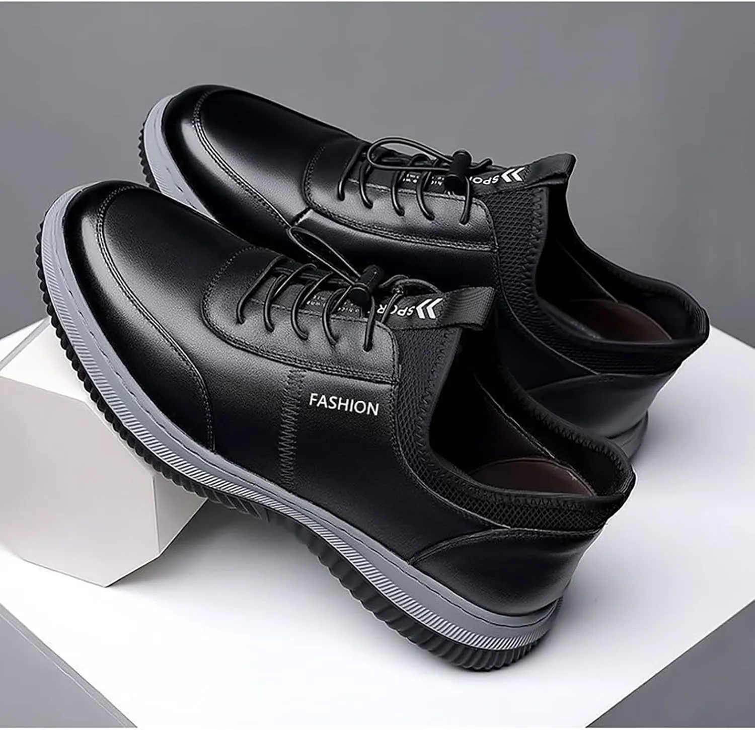 Men's Spring and Autumn High Top Casual Shoes Non Slip All Day Wear Comfortable Breathable Flat Bottom Leisure Sports Shoes Lace up Solid Color