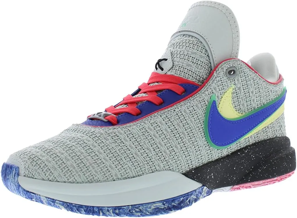 Nike Boy's Lebron XX SE (Big Kid)