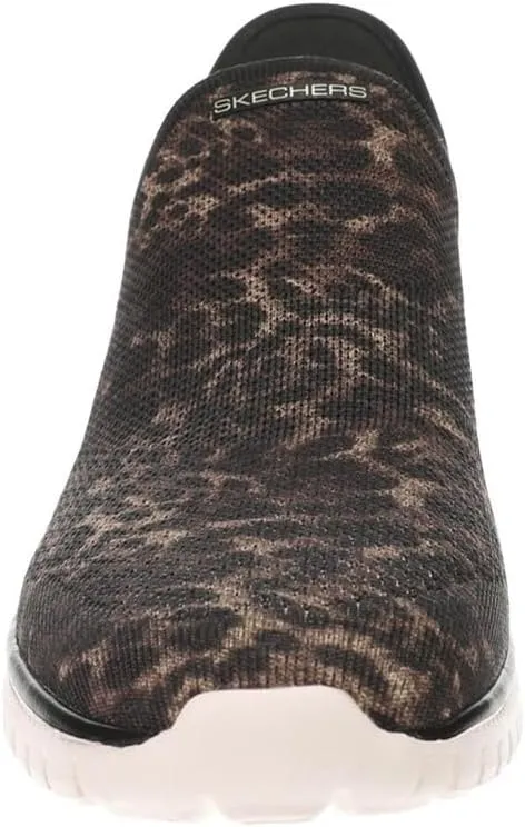 Women's Virtue-Untamed Sneaker